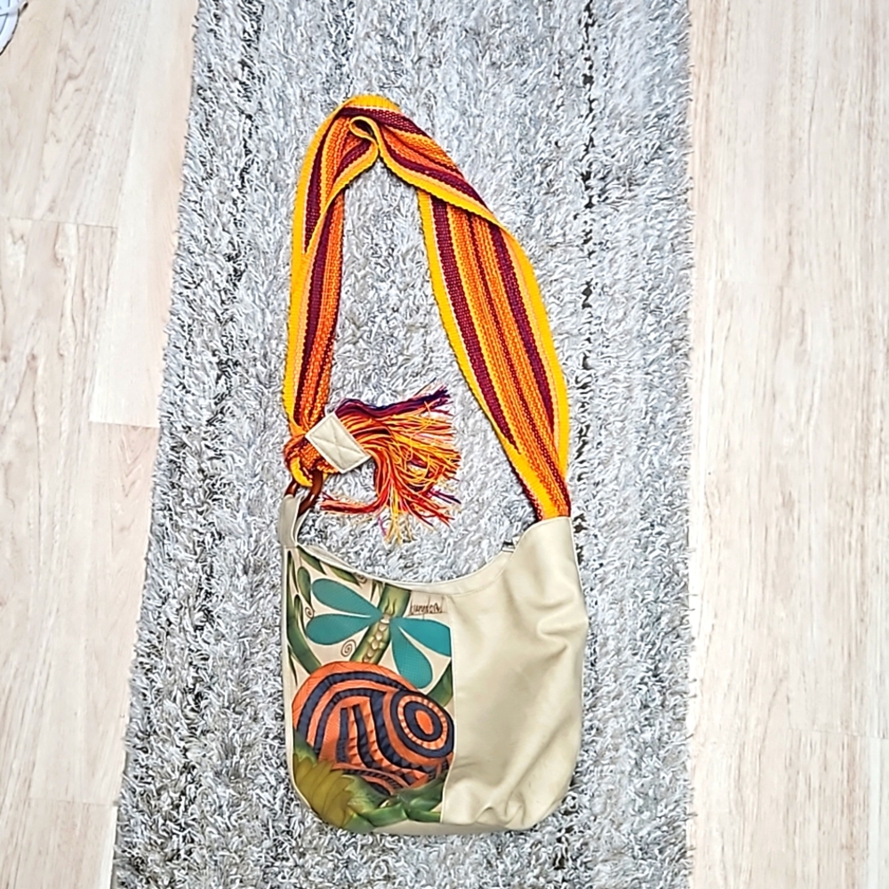 Colombian Cross body Mochila
